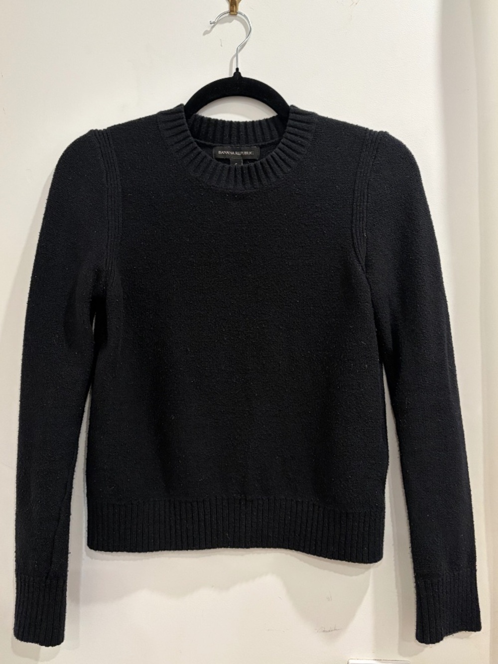 Banana Republic Women's Black Knit Sweater (Size S)